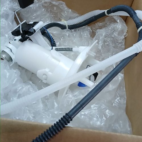 Genuine fuel pump unit for Mercedes at Cressan Spare Parts.