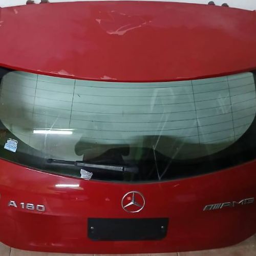 Mercedes hatchback rear door